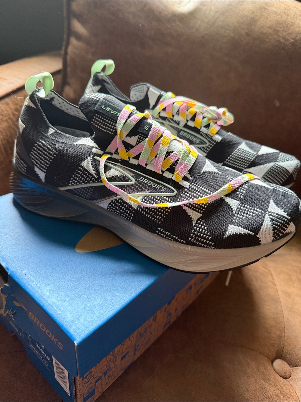 Brooks Women’s  Black & White Geometric Slip-On Sneakers with Multicolor Laces